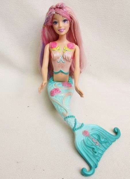 BEAUTIFUL MATTEL MERMAID BARBIE DOLL!!