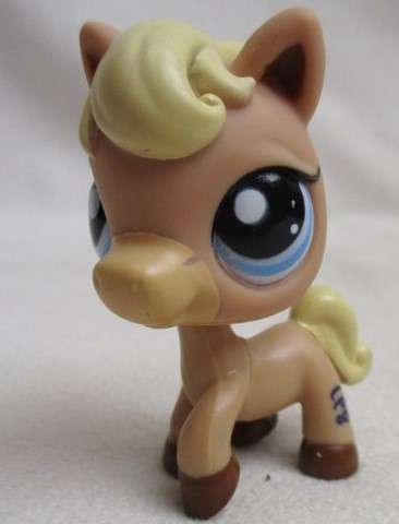 CUTE HASBRO LITTLEST PET SHOP PONY!!