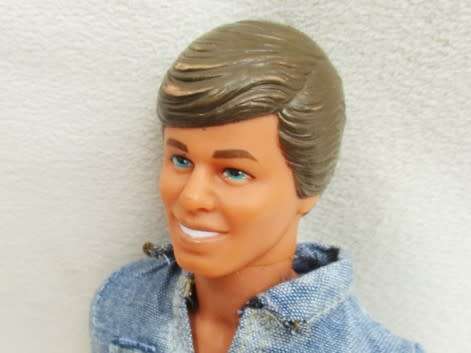 A 1980's/90's MATTEL KEN DOLL - BARBIE'S BOYFRIEND!!
