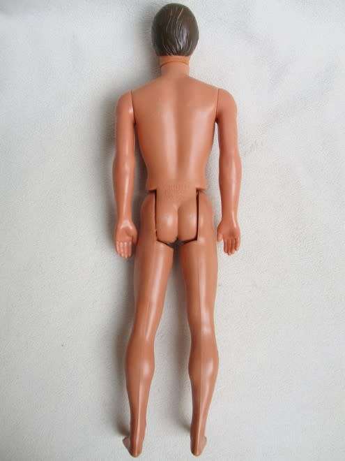 A 1980's/90's MATTEL KEN DOLL - BARBIE'S BOYFRIEND!!