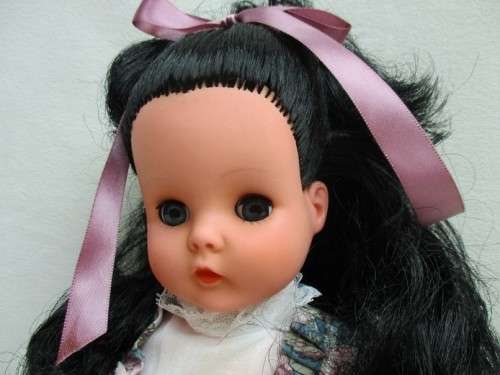 THE PRETTIEST VINTAGE DOLL IN GREAT CONDITION WITH GORGEOUS, LONG, THICK, SOFT BLACK HAIR!!