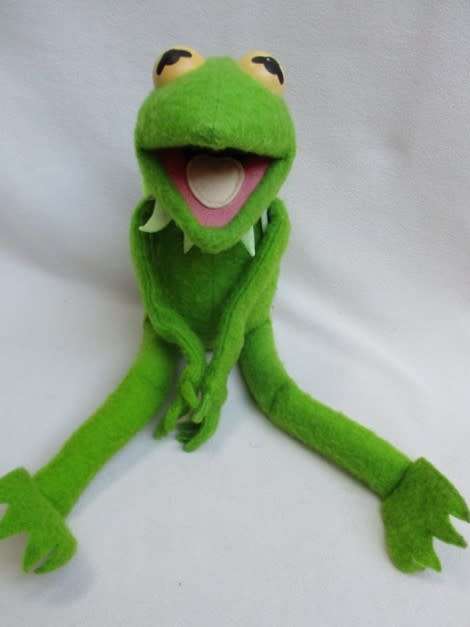 SO SPECIAL!! A VINTAGE 1976 LARGE, POSEABLE FISHER PRICE JIM HENSON KERMIT THE FROG FROM THE MUPPETS