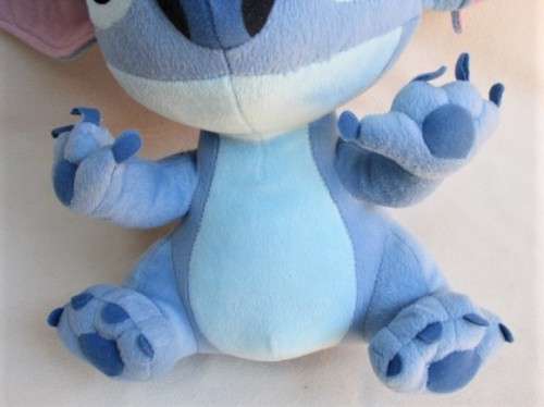 ADORABLE LARGE 30CM TALL DISNEY STITCH FROM LILO AND STITCH!!