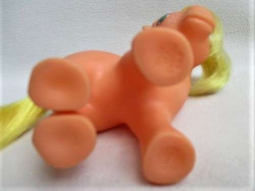 FOR LIVIA ONLY - HASBRO G1 MY LITTLE PONY - APPLEJACK - 1983 PAT PEND - HONG KONG