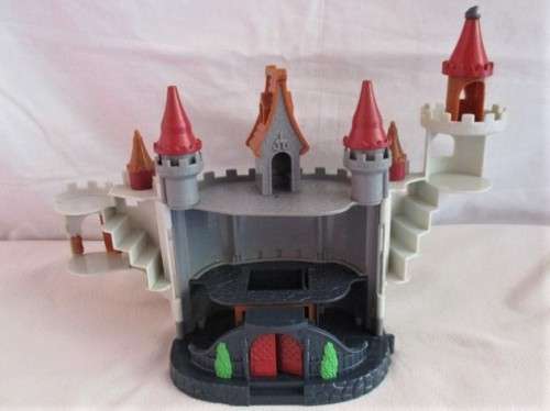 BLUE BOX TOYS - MEDIEVAL CASTLE