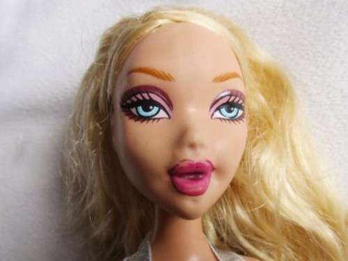 SO UNUSUAL!! BARBIE MY SCENE FAB FACES KENNEDY DOLL WITH CHANGING FACIAL EXPRESSIONS!