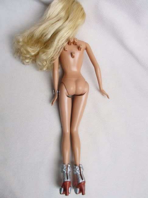 SO UNUSUAL!! BARBIE MY SCENE FAB FACES KENNEDY DOLL WITH CHANGING FACIAL EXPRESSIONS!