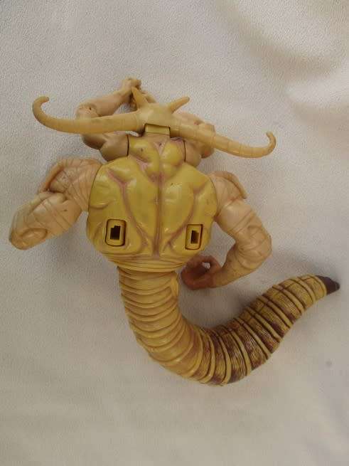 2004 ARTICULATED HASBRO ACTION FIGURE - WIZARDS/SHOGAKUKAN/MITSUI-KIDS ARTICULATED