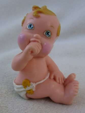 CUTE MAGIC DIAPER BABY SUCKING HIS THUMB