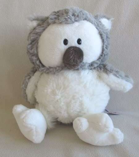 A COLLECTABLE SOFT AND FLUFFY NICI OWL
