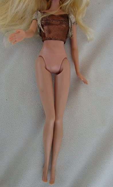 STUNNING MATTEL MY SCENE BARBIE DOLL IN ORIGINAL OUTFIT - EXCELLENT CONDITION
