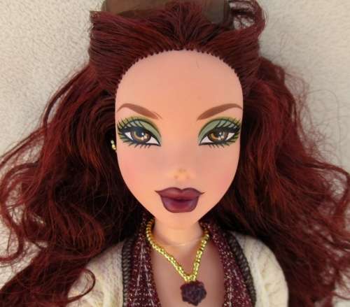 RELISTED -EXOTIC MATTEL MY SCENE BARBIE DOLL - AUBURN HEADED CHELSEA - EXCELLENT, ORIGINAL CONDITION
