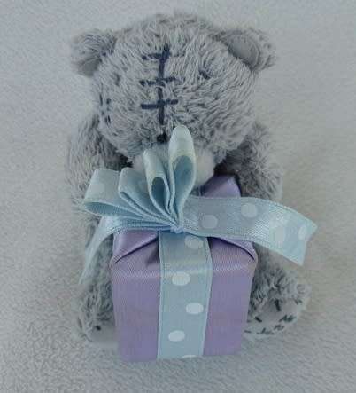 CUTE TINY TATTY TEDDY  (ME TO YOU) HOLDING A BIG PRESENT
