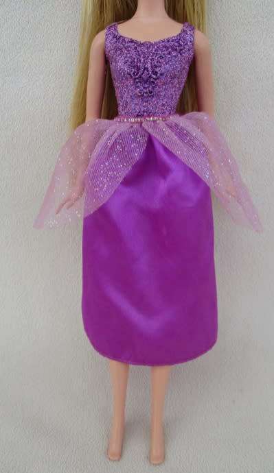 A MATTEL BARBIE DISNEY PRINCESS - SPARKLE RAPUNZEL