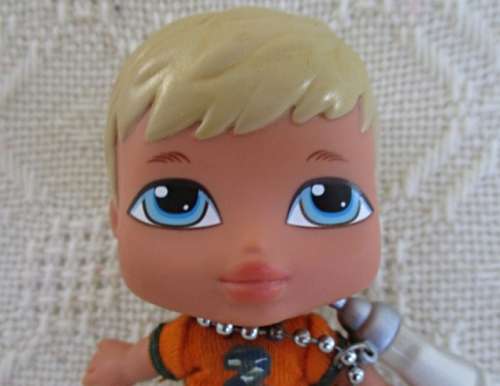 ADORABLE 2004 MGA BRATZ LI'L ANGEL - ORIGINAL OUTFIT PLUS BOTTLE