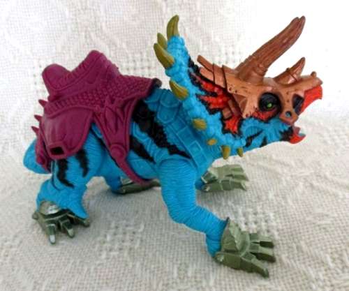 AWESOME ARTICULATED CHAP MEI BEAST RAIDERS-TRICERATOPS DINOSAUR AND RIDER