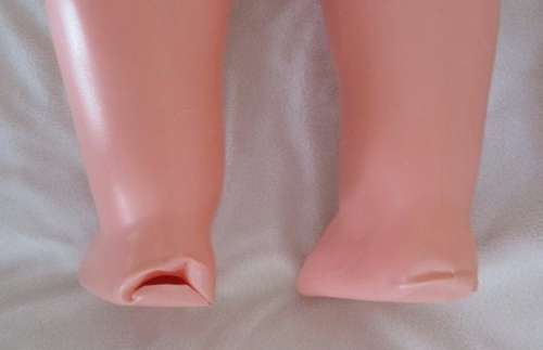 SO RARE!! A LARGE VINTAGE 1950's/60's  EVERGREEN, HONG KONG WALKING DOLL (NO 1027)   - 66CM TALL