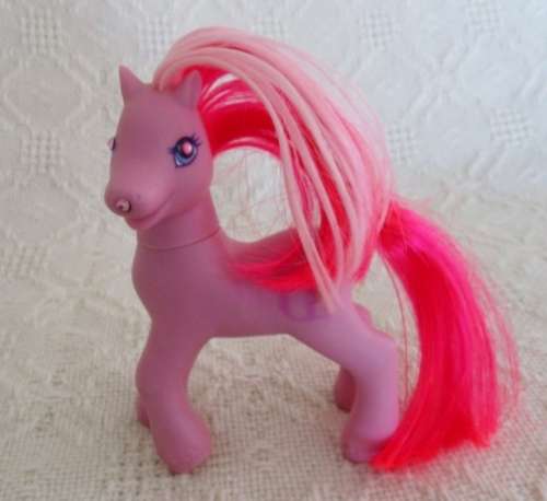 RARE - HASBRO G2 MY LITTLE PONY  - CUPCAKE WITH 'GEMS' IN EYES