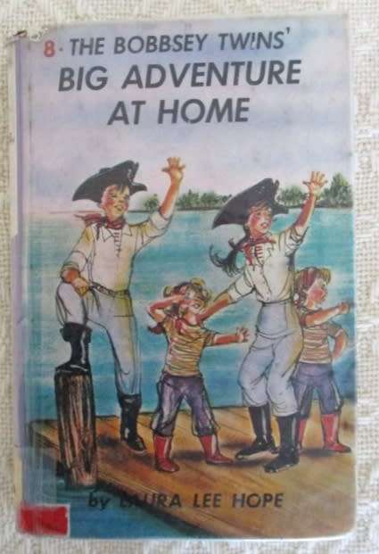 1960 HARDCOVER - THE BOBBSEY TWINS' BIG ADVENTURE AT HOME BY LAURA LEE HOPE!!