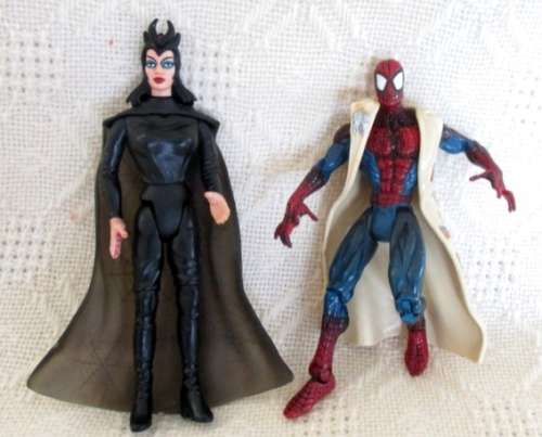 TWO UNUSUAL ARTICULATED ACTION FIGURES - 1997 MARVEL TOY BIZ SPIDERMAN AND UNMARKED SPIDERWOMAN