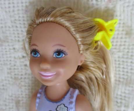 2015 MATTEL -  BARBIE'S SISTER CHELSEA - 13.5CM TALL