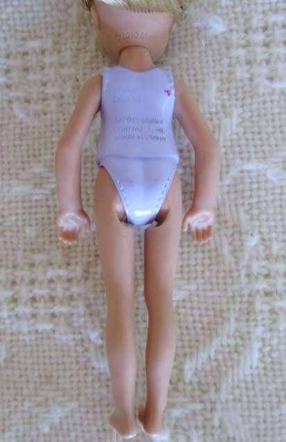 2015 MATTEL -  BARBIE'S SISTER CHELSEA - 13.5CM TALL