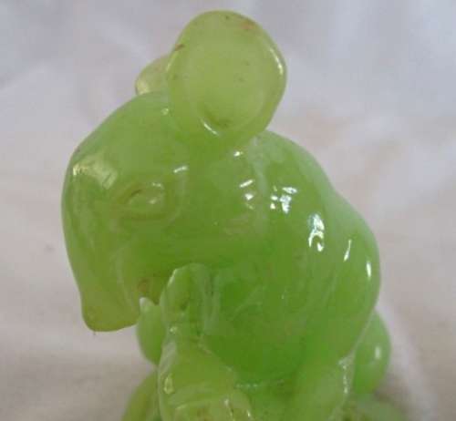VINTAGE CHINESE HOROSCOPE ORNAMENT - YEAR OF THE RAT.