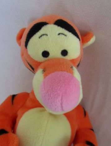 TIGGER FROM WINNIE THE POOH - NICE SIZED WHITEHOUSE LEISURE,U.K. ONE!!