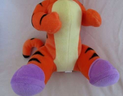 TIGGER FROM WINNIE THE POOH - NICE SIZED WHITEHOUSE LEISURE,U.K. ONE!!