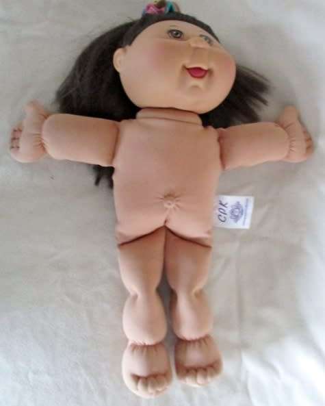 A LARGE 38CM TALL CABBAGE PATCH DOLL IN GREAT CONDITION AND IN ORIGINAL OUTFIT!!