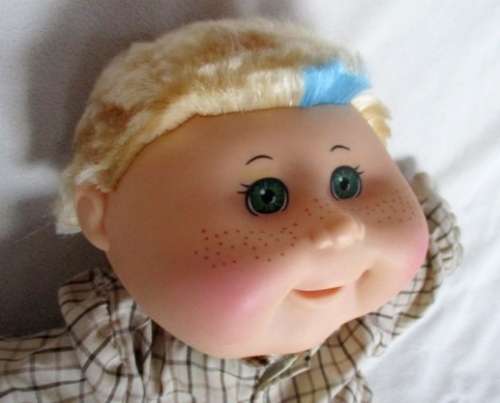 A LARGE 37CM TALL CABBAGE PATCH DOLL WITH THE CUTEST FRECKLES!!