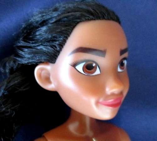 ARTICULATED DISNEY POCAHONTAS MADE BY HASBRO