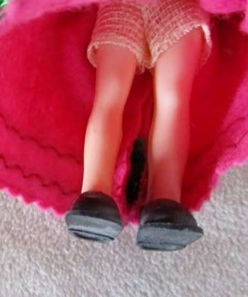 FOR CRYPTO MINER ONLY - A SWEET VINTAGE SOUVENIR DOLLY FROM VENEZIA, ITALY WITH ORIGINAL BOX