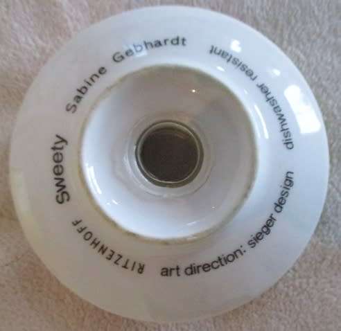 QUIRKY RUDIGER GOETZ/SWEETY RITZENHOFF PORCELAIN SWEETENER DISPENSER IN ORIGINAL BOX - GREAT GIFT!