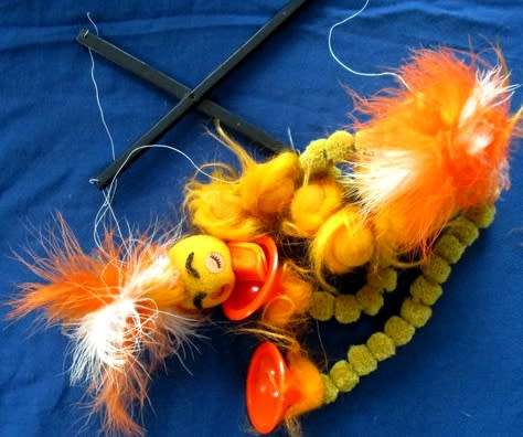 SO SPECIAL!! A VINTAGE 1970's WINKY BLINKY GOONY BIRD MARIONETTE! REMINDS ME OF PLOOM!