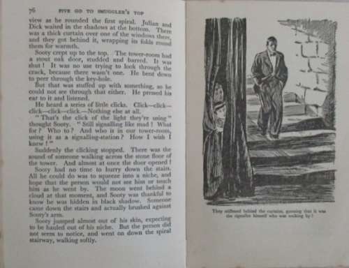 1954 HARD COVER - COLLECTABLE ENID BLYTON BOOK - FIVE GO TO SMUGGLER'S TOP