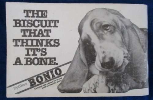 1982/83 NO.s 34 & 35 - FRED BASSET - I HAVEN'T SEEN THIS LOVABLE HOUND FOR QUITE A WHILE!