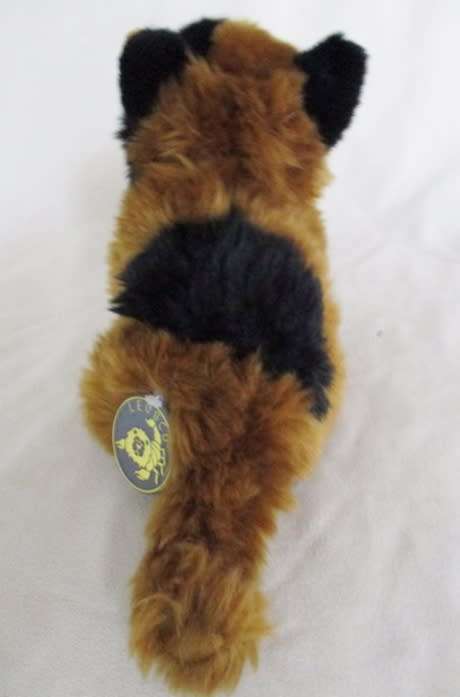 A CUTE FLUFFY LEOSCO KITTY CAT IN GREAT CONDITION WITH ORIGINAL MEDALLION AND LABEL