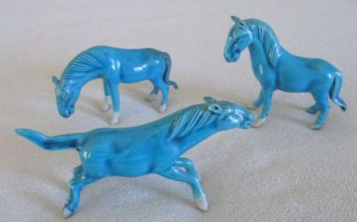 SET OF THREE SMALL CHINESE VINTAGE 1960's JINGDEZHEN TURQUOISE PORCELAIN HORSES - DIFFERENT POSES