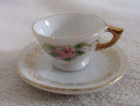 THE PRETTIEST, DELICATE PORCELAIN TEA SET TO DISPLAY WITH YOUR COLLECTABLE BEARS AND DOLLS!
