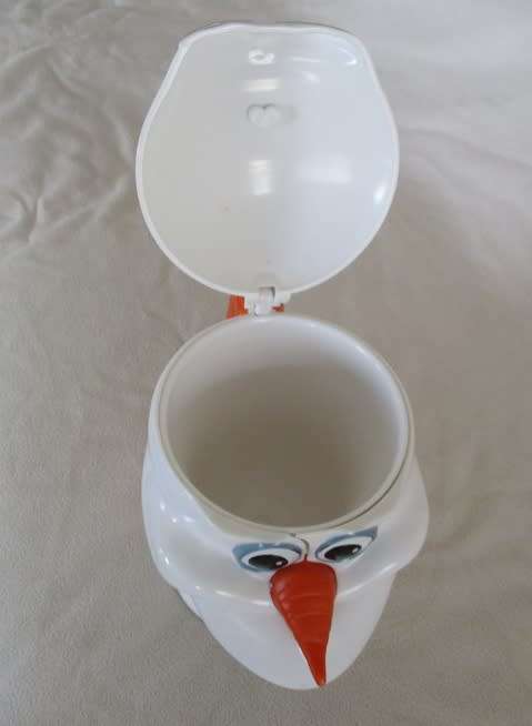 OLAF FROM DISNEY'S FROZEN - SUCH A CUTE LARGE HARD PLASTIC LIDDED MUG!