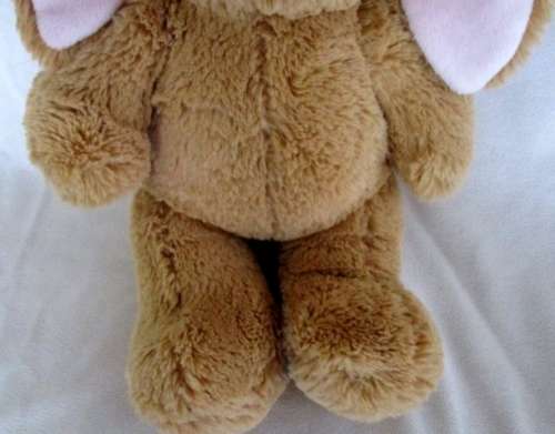 A LARGE COLLECTABLE BUILD A BEAR BUNNY RABBIT!!