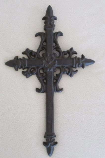 STUNNING CAST IRON FLEUR DE LIS CROSS