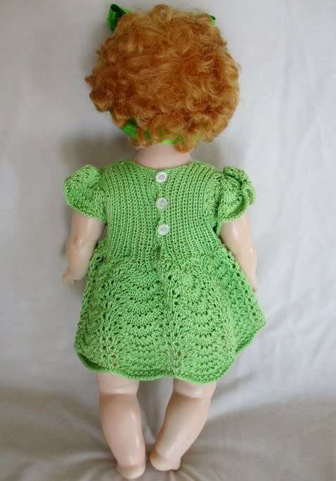 LARGE VINTAGE VINYL/RUBBER 49CM TALL PEDIGREE DOLL WITH TWO CUTE FRONT TEETH