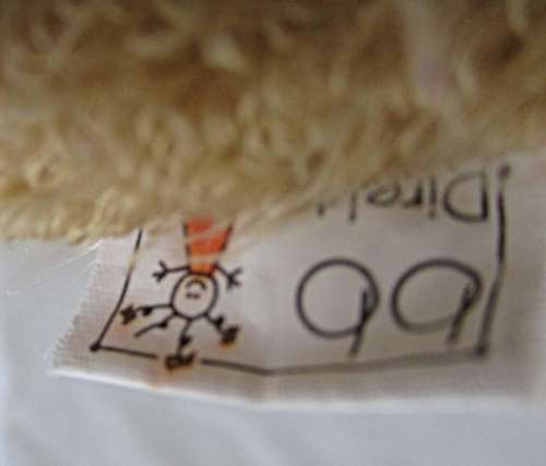CUTE LITTLE B B DIREKT, GERMANY CUPID BEAR WITH SIGNATURE SKEW SMILE!