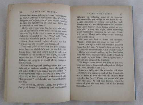 1965 -  ONE IN THE SUSAN SERIES BY JANE SHAW - SUSAN`S TRYING TERM