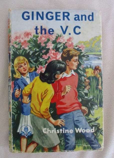 1969 - ACORN BOOKS NO.16 - GINGER AND THE V.C. BY CHRISTINE WOOD - HARD COVER WITH DUST JACKET