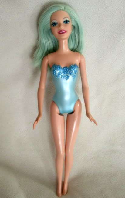 A VERY PRETTY MATTEL FAIRYTOPIA BARBIE DOLL - NO WINGS