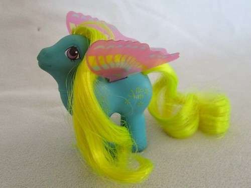 ADORABLE HASBRO G1 MY LITTLE PONY - BABY BUZZER - WITH WINGS - 1985 - MADE IN HONG KONG