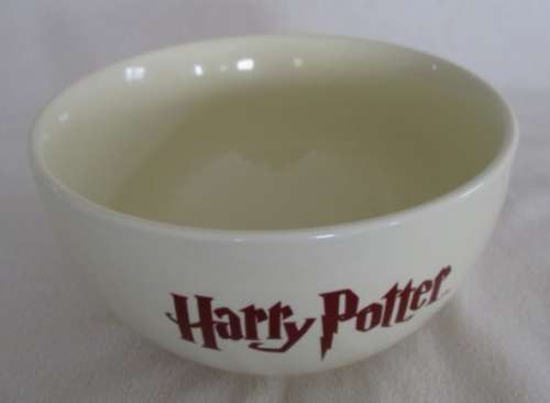 FOR THE HARRY POTTER FAN - PORCELAIN/CERAMIC BREAKFAST DISH AND PLATE
